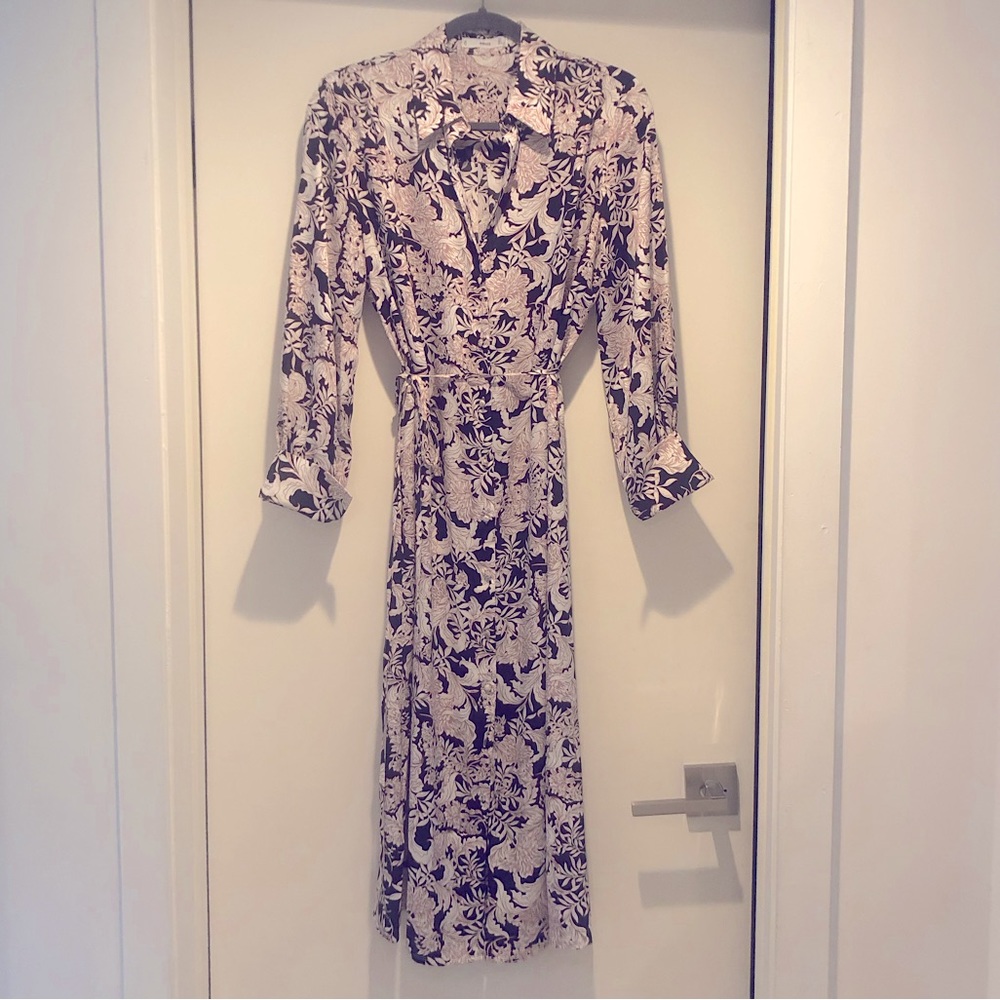 Printed shirt dress, like new